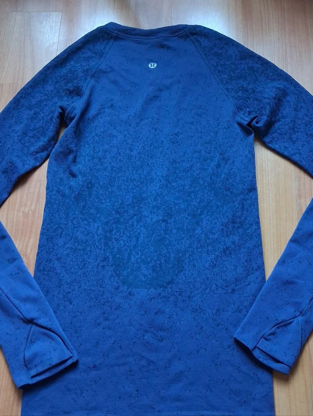 Lululemon Swiftly Tech Long Sleeve Shirt Women's Size 2 Blue Activewear Running
